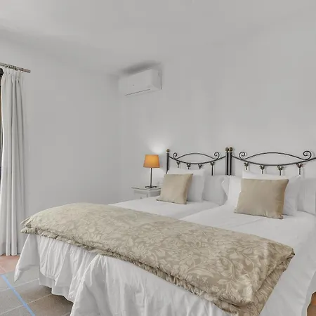Polo 5d Jacaranda Appartement *